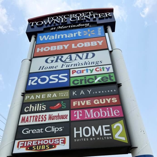Monument / Pylon Signs